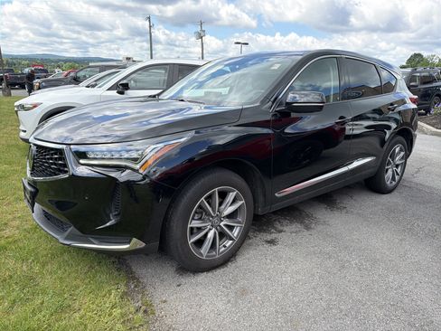Used 2023 Acura RDX AWD w/ Technology Package image 4