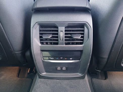 Used 2021 BMW 330e w/ Convenience Package image 13