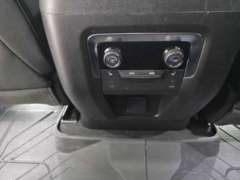 Used 2025 Chevrolet Tahoe Z71 w/ Z71 Off-Road Package AWD/4WD image 12