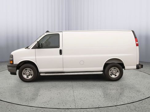 Used 2025 Chevrolet Express 2500 w/ Driver Convenience Package RWD image 18