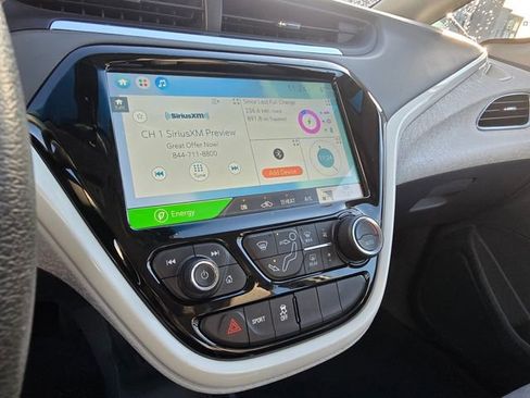 Used 2020 Chevrolet Bolt LT image 30