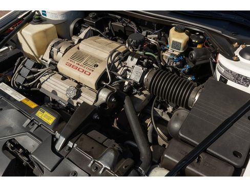 Used 1990 Buick Reatta Convertible image 24