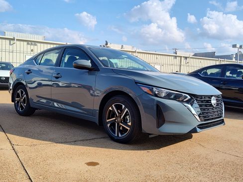 New 2025 Nissan Sentra SV w/ All-Weather Package image 5