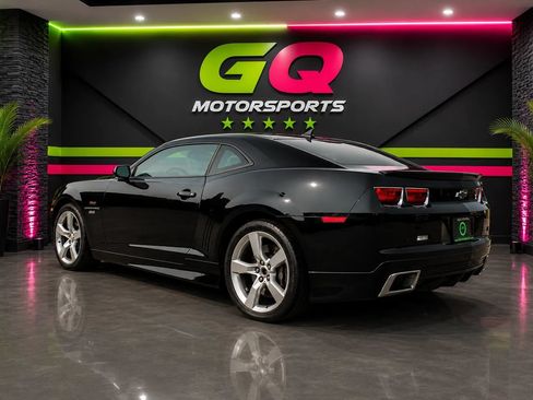 Used 2010 Chevrolet Camaro SS w/ LPO, Ground Effects Package RWD image 5