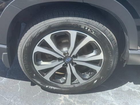 Used 2020 Subaru Forester Limited AWD/4WD image 9