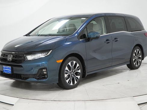 New 2026 Honda Odyssey Elite image 3