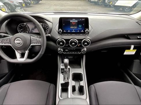 New 2025 Nissan Sentra SV w/ All-Weather Package image 6