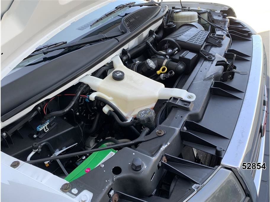 Used 2015 GMC Savana 3500 RWD image 15