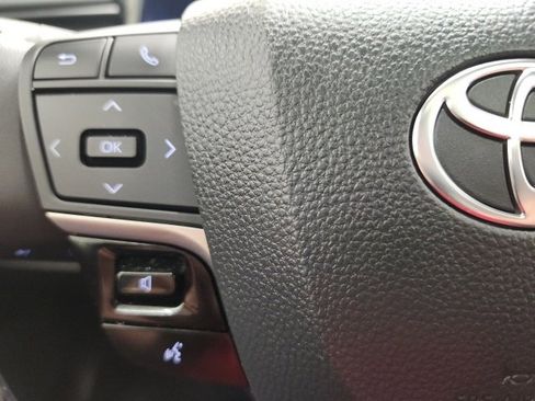 Used 2025 Toyota Camry XSE w/ Premium Package image 61