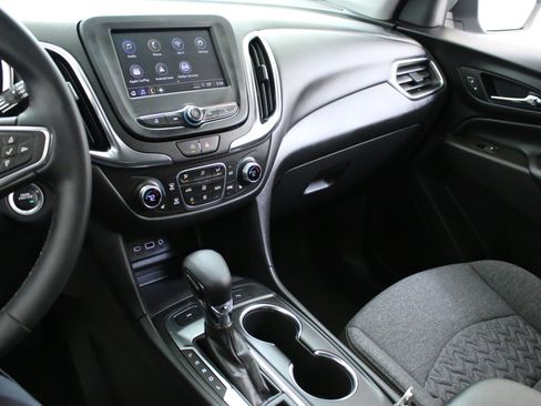 Used 2024 Chevrolet Equinox LT w/ LPO, Floor Liner Package AWD/4WD image 18