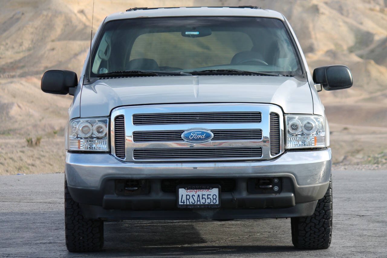 Used 2001 Ford Excursion XLT RWD image 3