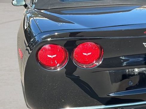 Used 2007 Chevrolet Corvette Convertible w/ Preferred Equipment Group image 34