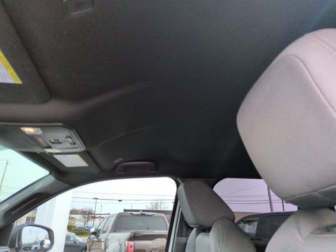 Used 2024 Toyota Tacoma SR image 21