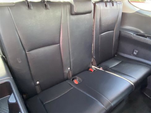 Certified 2025 Toyota Grand Highlander XLE image 17