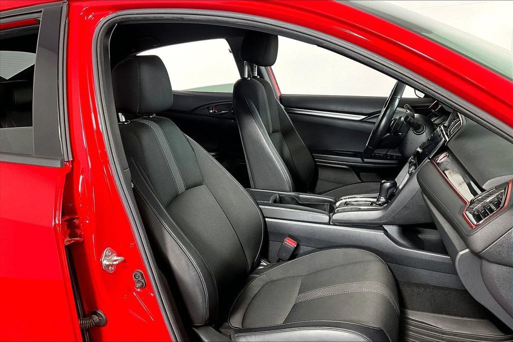 Used 2020 Honda Civic Sport image 7