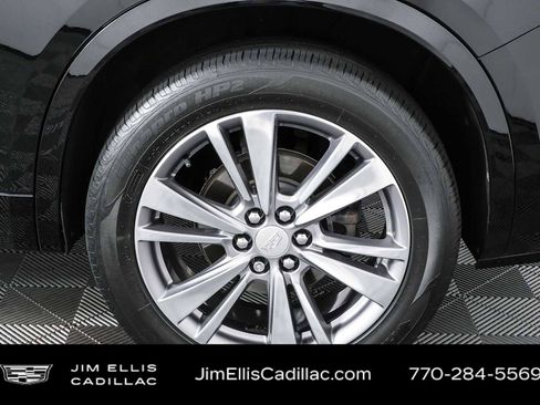 Used 2020 Cadillac XT6 Premium Luxury FWD image 40