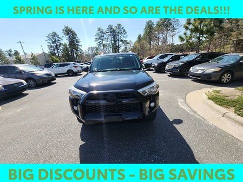 Used 2014 Toyota 4Runner SR5 image 4