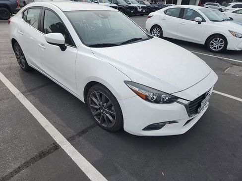 Used 2018 MAZDA MAZDA3 Touring image 7