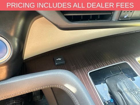 Used 2021 Toyota Sienna XLE FWD image 6