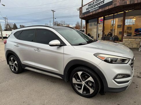 Used 2018 Hyundai Tucson Value image 17