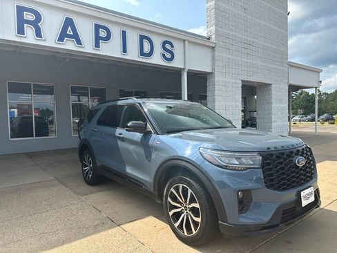 Used 2025 Ford Explorer ST-Line AWD/4WD image 1