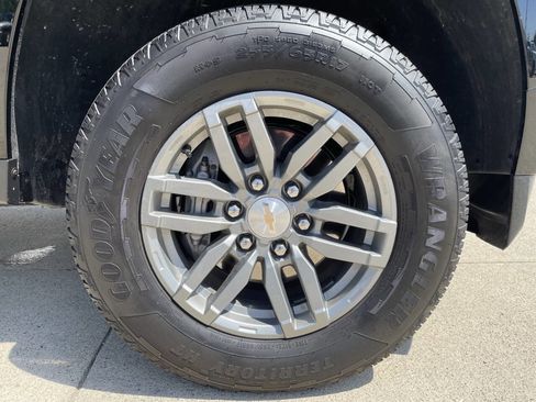 Used 2024 Chevrolet Colorado LT w/ LT Convenience Package III image 10