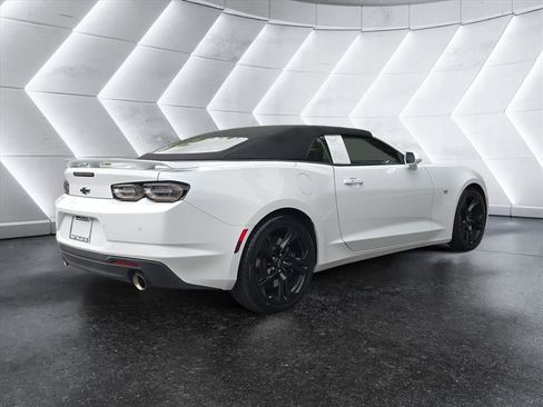 Used 2022 Chevrolet Camaro SS RWD image 5