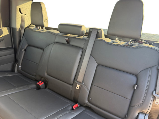 Used 2025 GMC Sierra 1500 SLT RWD image 13
