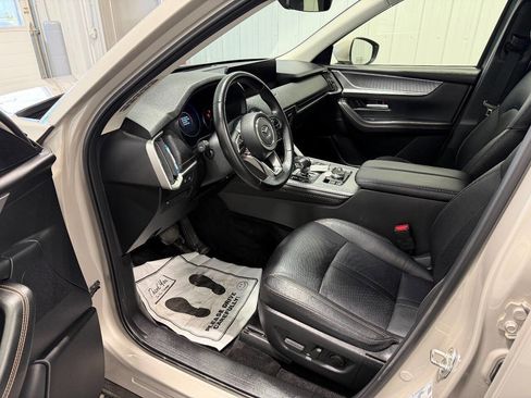 Used 2025 MAZDA CX-90 3.3 Turbo w/ Preferred Package image 8