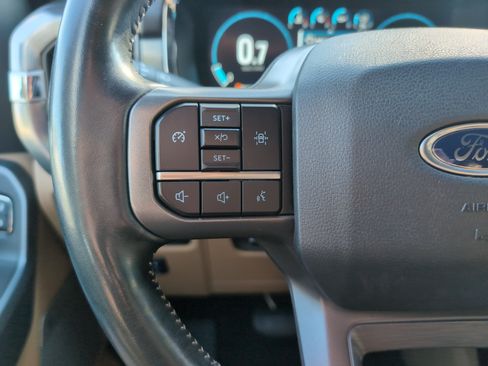 Used 2021 Ford F150 Lariat w/ Max Trailer Tow Package AWD/4WD image 19
