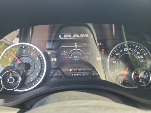Used 2023 RAM 1500 Laramie AWD/4WD image 20
