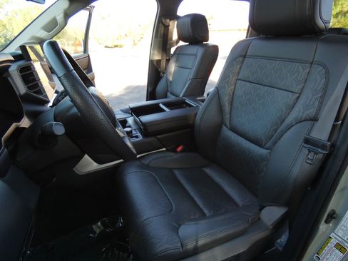 Used 2024 Toyota Tundra Limited image 61