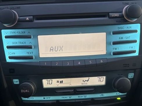 Used 2007 Toyota Camry XLE image 19