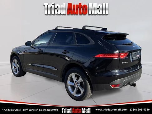 Used 2017 Jaguar F-PACE 20d Sport Utility 4D image 7