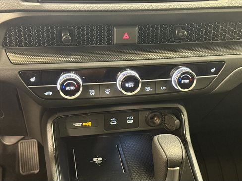 New 2026 Honda CR-V EX image 13