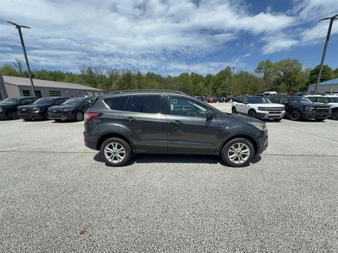 Used 2018 Ford Escape SEL AWD/4WD image 8