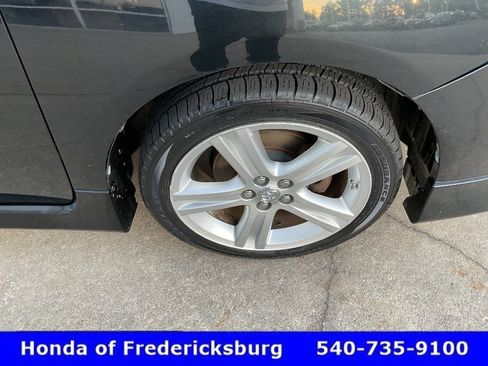 Used 2013 Toyota Corolla S w/ Premium Pkg FWD image 13