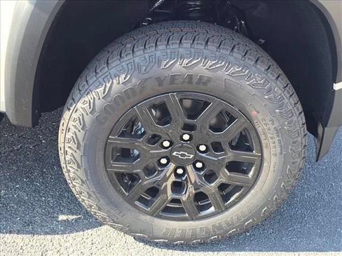 New 2026 Chevrolet Colorado Trail Boss AWD/4WD image 35