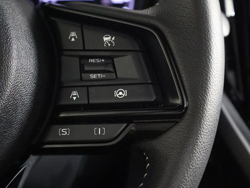 Used 2025 Subaru Forester Premium AWD/4WD image 38