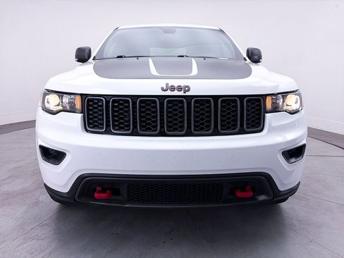 Used 2018 Jeep Grand Cherokee Trailhawk AWD/4WD image 11