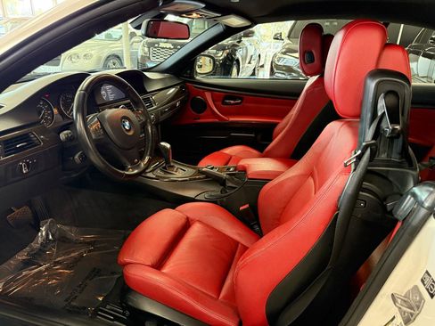 Used 2013 BMW 328i Convertible w/ M Sport Pkg image 11