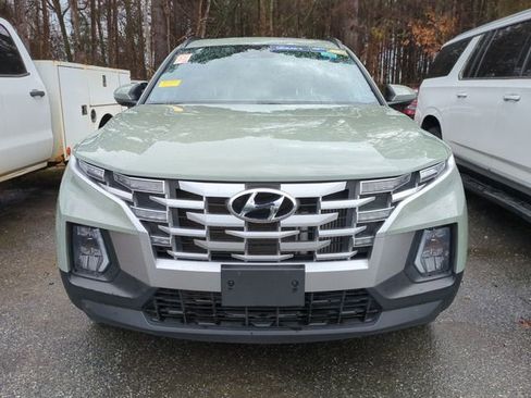 Used 2022 Hyundai Santa Cruz SEL Premium image 3