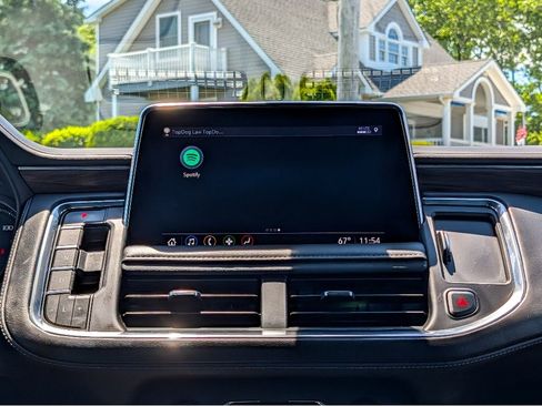 Used 2021 Chevrolet Tahoe LT w/ LT Signature Plus Package AWD/4WD image 29