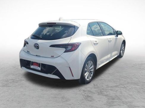 Certified 2025 Toyota Corolla SE w/ SE Package FWD image 7
