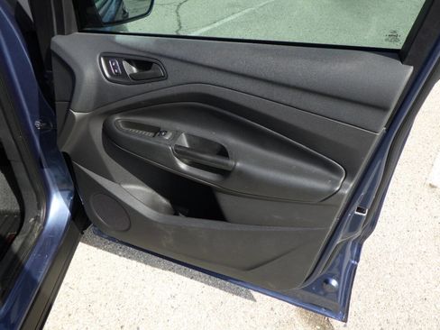 Used 2018 Ford Escape S image 14