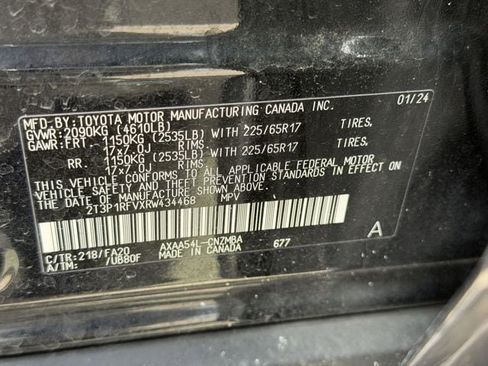 Used 2024 Toyota RAV4 XLE AWD/4WD image 27