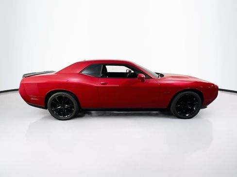 Used 2016 Dodge Challenger R/T w/ Blacktop Package RWD image 4