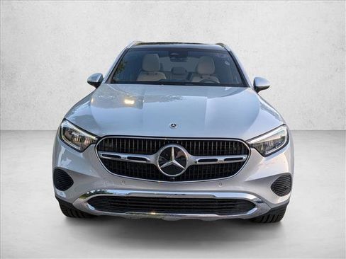 Certified 2026 Mercedes-Benz GLC 300 image 2