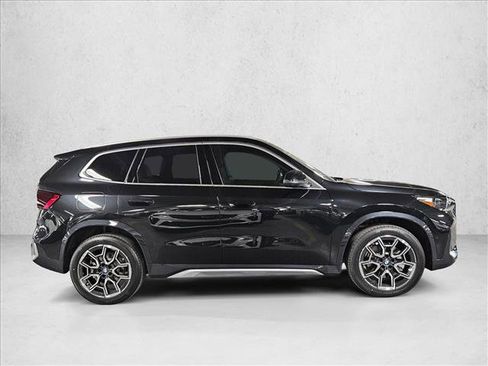 Used 2026 BMW X1 xDrive28i w/ Technology Package AWD/4WD image 4