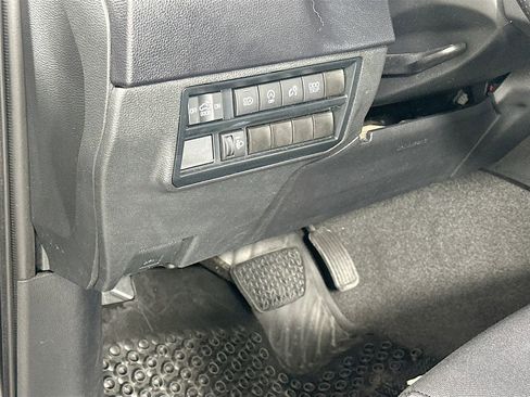 Used 2023 Toyota Tundra SR5 AWD/4WD image 10